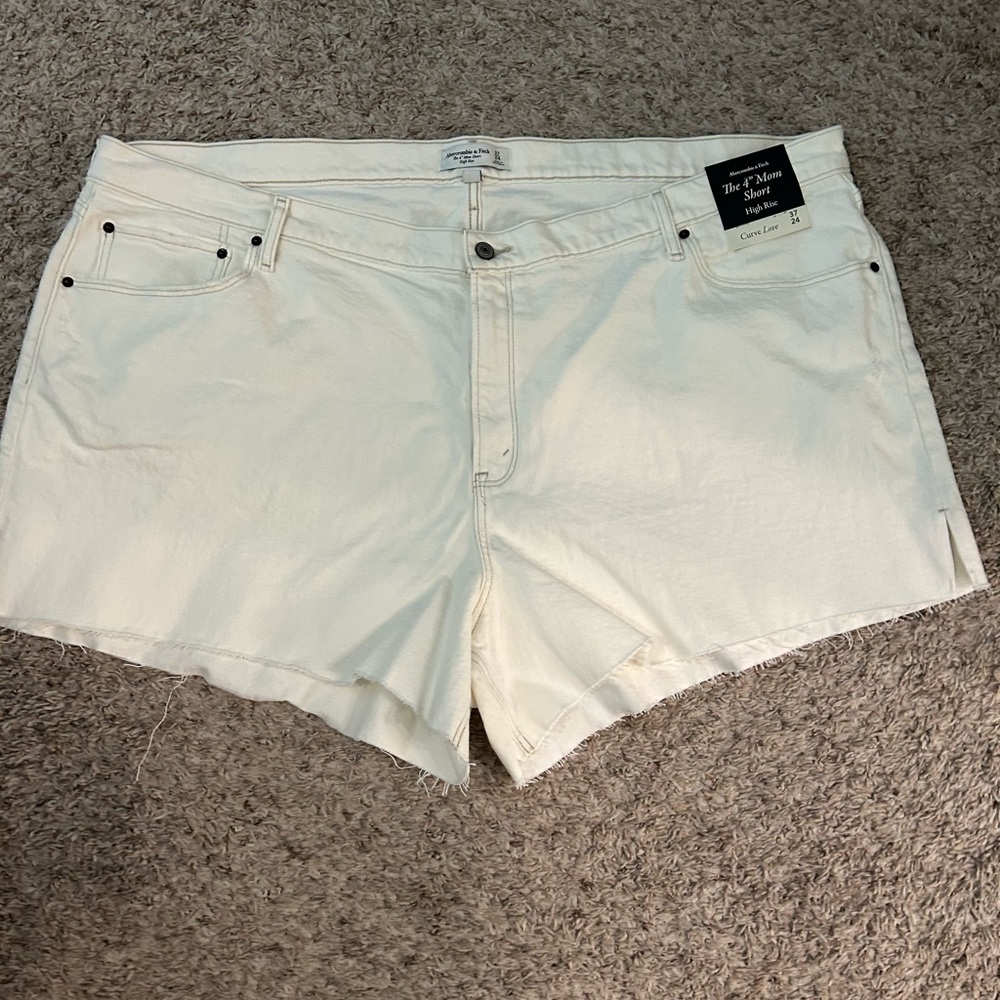 NWT Abercrombie and Fitch Shorts
